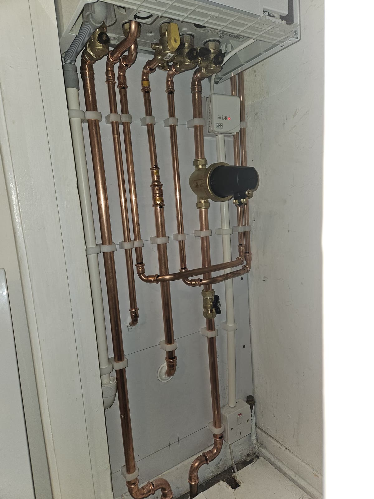 Boiler servicing and pipework repair