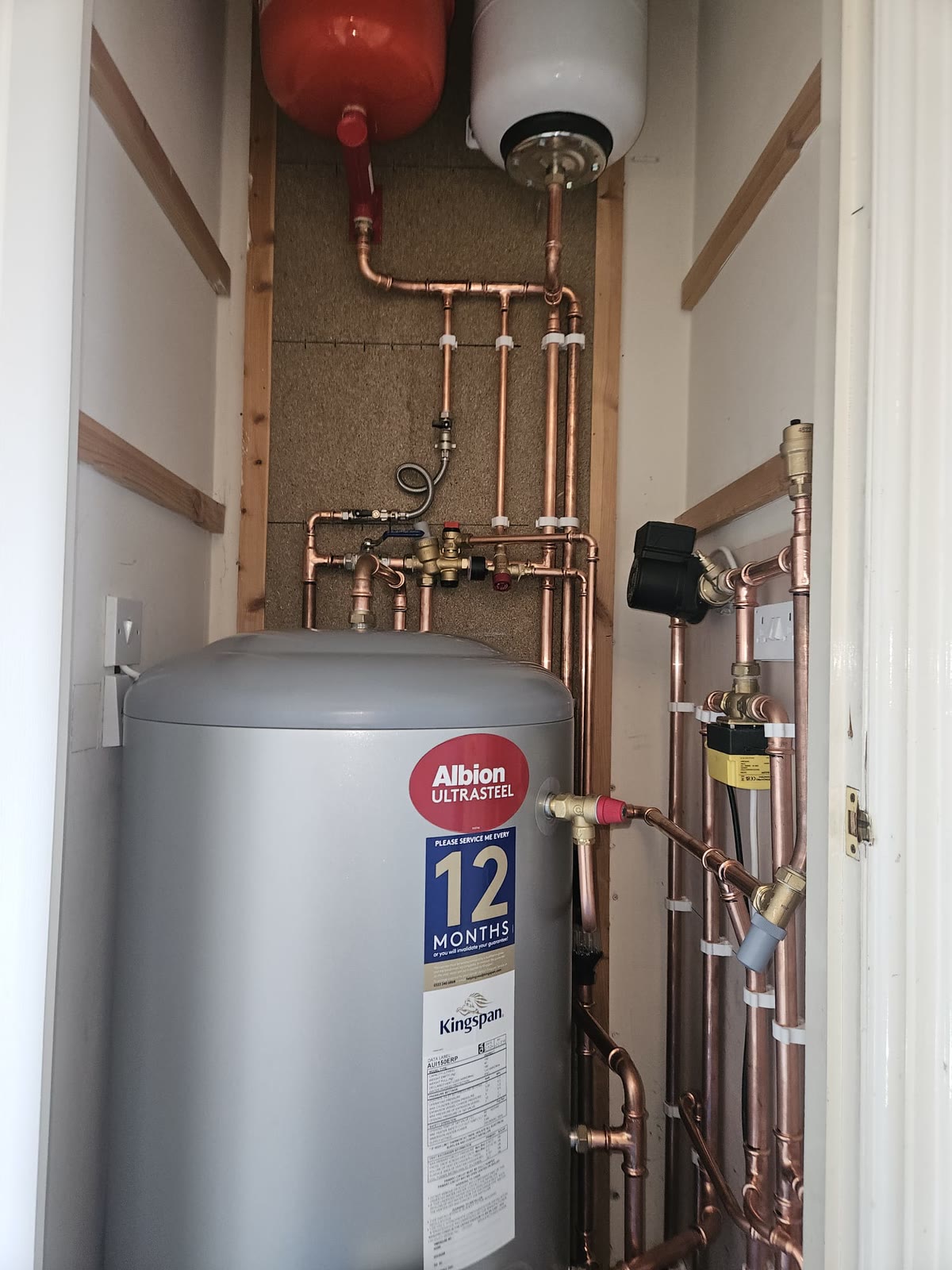 Cylinder and pipework from above